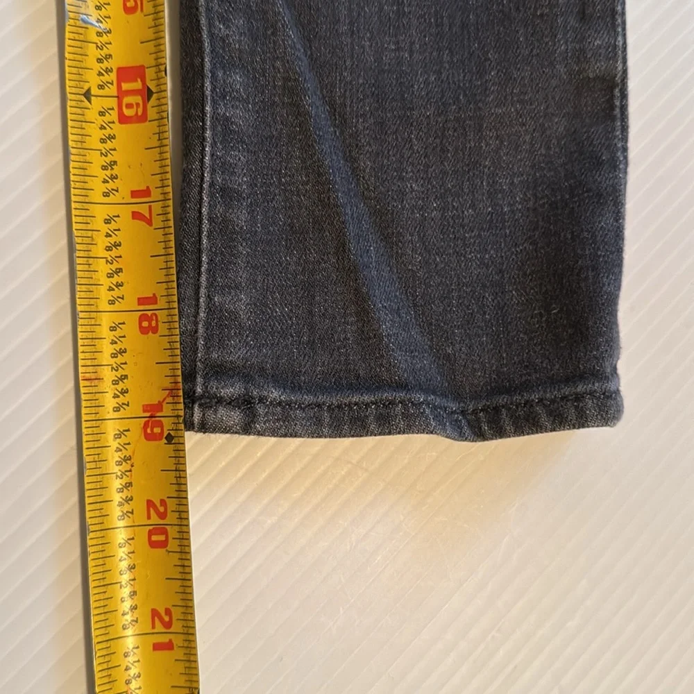 GAP kids 1969 gray skinny jeans.  Girls Size 6